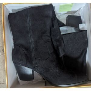 Bella Vita Women's Evelyn II Western Knee High Boots